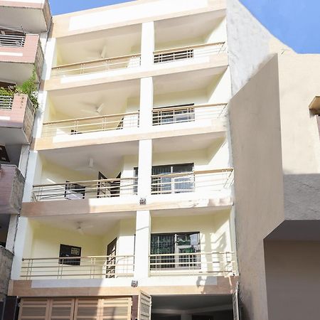 Hotel O Club Residency Νέο Δελχί Εξωτερικό φωτογραφία