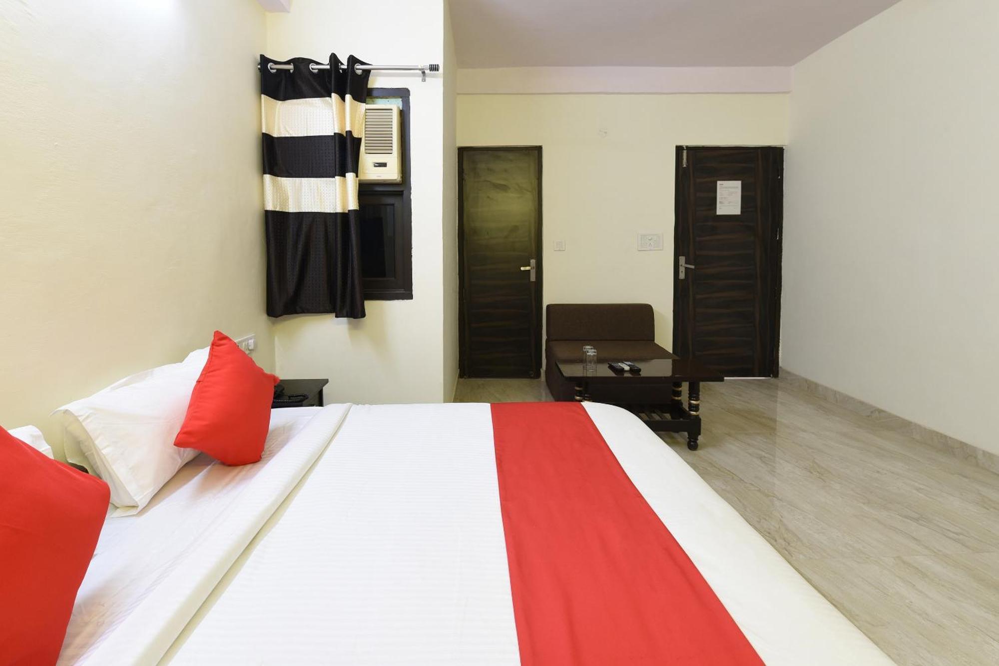 Hotel O Club Residency Νέο Δελχί Εξωτερικό φωτογραφία